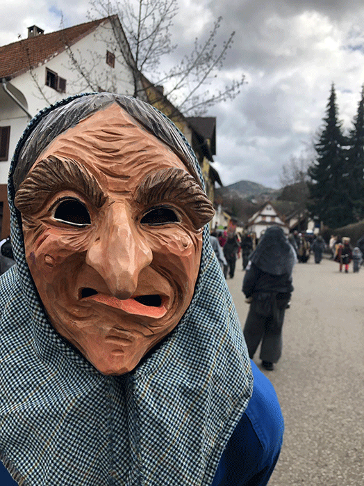 Eine Hohlwegtrapper Maske